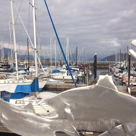 Hotel Seas The Day House 5 Star Hottub Pets Bbq Fire Premier Location Gibsons Exteriér fotografie